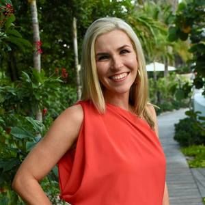 Meet your Posher, Laura